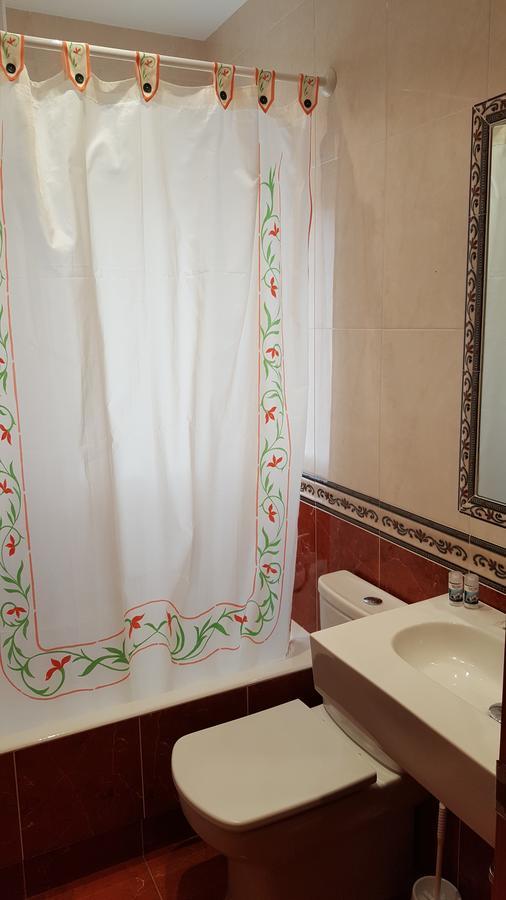 Hostal Rosi Laredo Kültér fotó